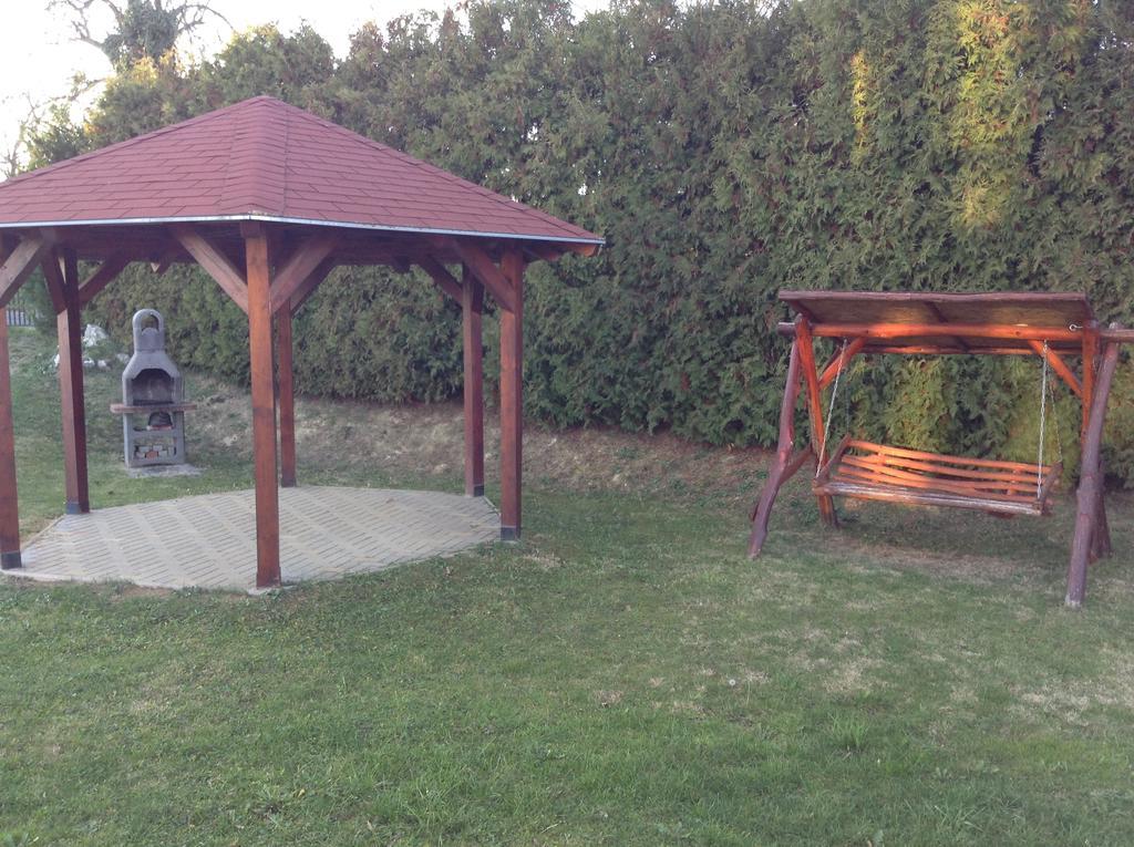 Babati Apartmanhaz Appartement